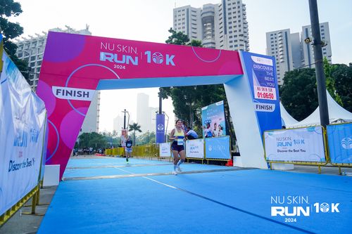 Race photo from Nu Skin Run 10K
