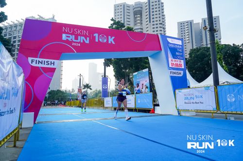 Race photo from Nu Skin Run 10K