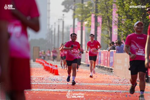 Race photo from Smartfren Run 2025 