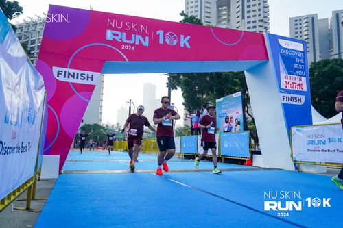 Race photo from Nu Skin Run 10K