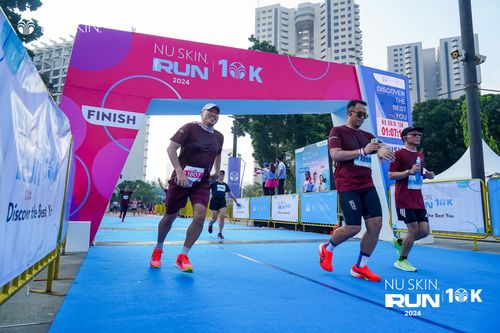 Race photo from Nu Skin Run 10K