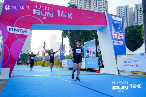 Race photo from Nu Skin Run 10K