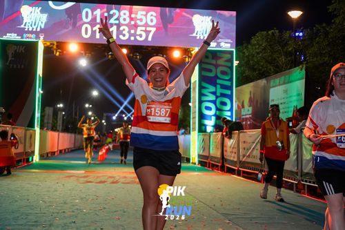 Race photo from PIK NITE RUN 2025