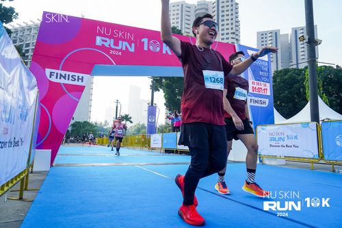 Race photo from Nu Skin Run 10K