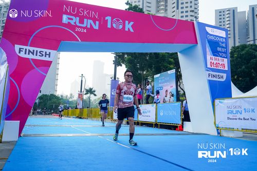 Race photo from Nu Skin Run 10K