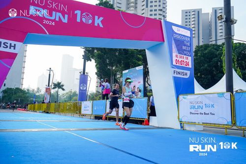 Race photo from Nu Skin Run 10K