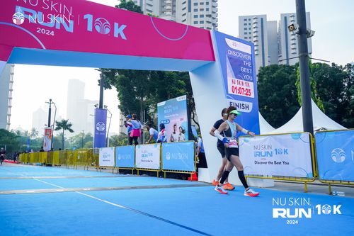 Race photo from Nu Skin Run 10K