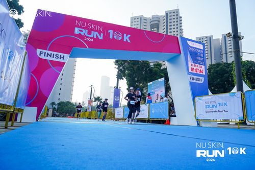 Race photo from Nu Skin Run 10K