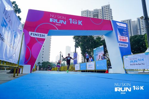 Race photo from Nu Skin Run 10K