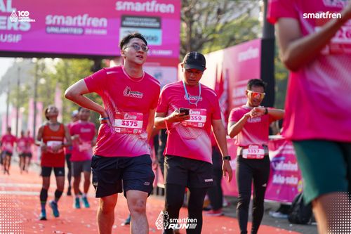 Race photo from Smartfren Run 2025 