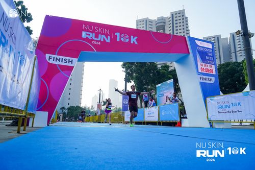 Race photo from Nu Skin Run 10K
