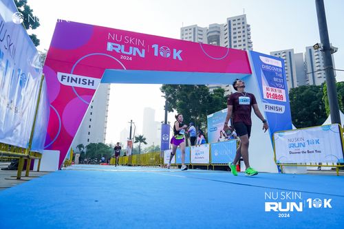 Race photo from Nu Skin Run 10K