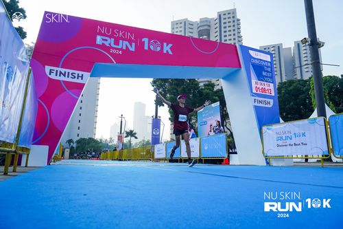 Race photo from Nu Skin Run 10K