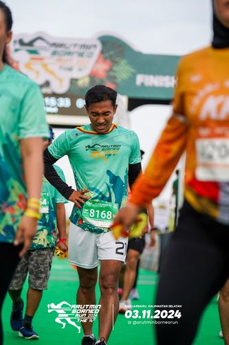 Race photo from Arutmin Borneo Run 2024