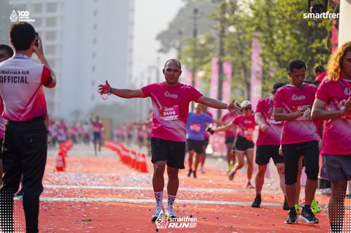 Race photo from Smartfren Run 2025 