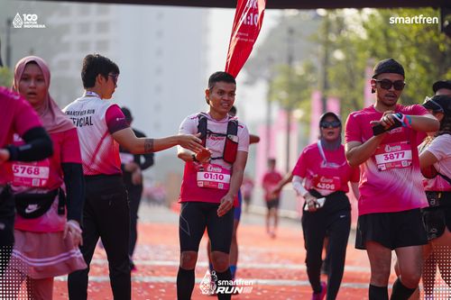 Race photo from Smartfren Run 2025 