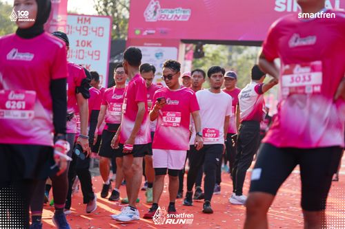 Race photo from Smartfren Run 2025 