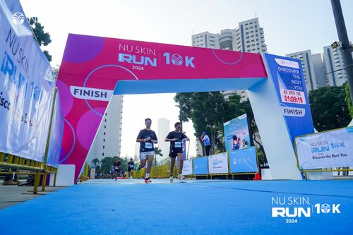 Race photo from Nu Skin Run 10K