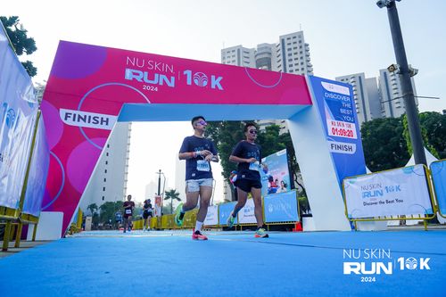 Race photo from Nu Skin Run 10K