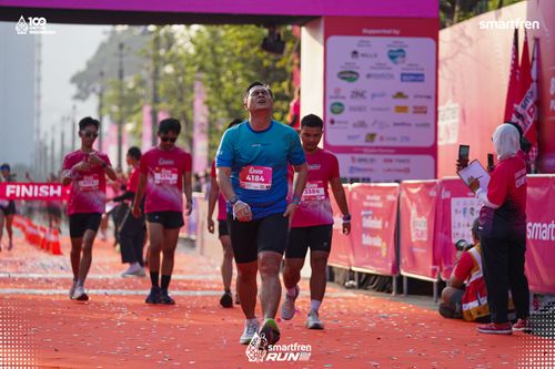 Race photo from Smartfren Run 2025 