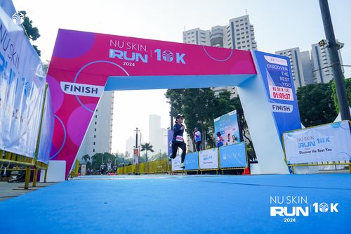 Race photo from Nu Skin Run 10K