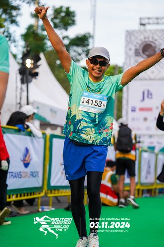 Race photo from Arutmin Borneo Run 2024
