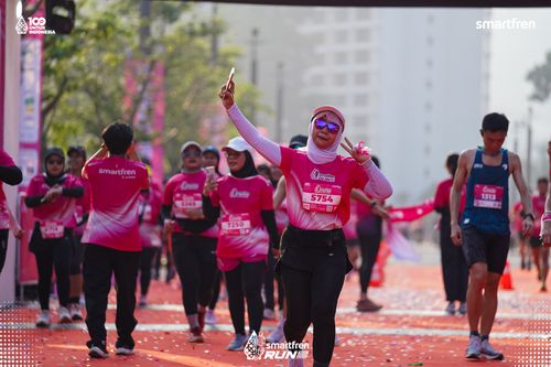 Race photo from Smartfren Run 2025 