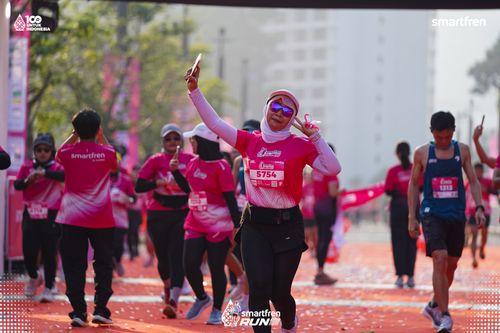 Race photo from Smartfren Run 2025 