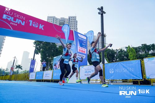 Race photo from Nu Skin Run 10K