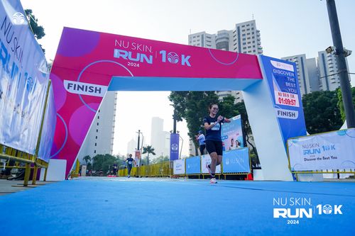 Race photo from Nu Skin Run 10K