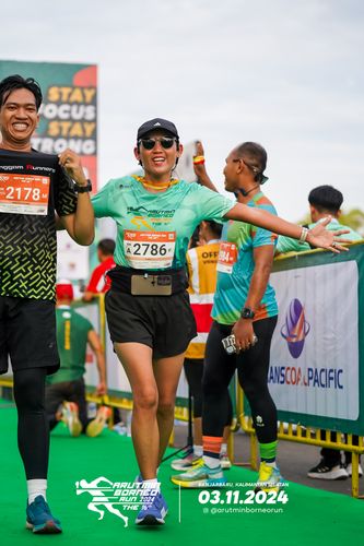Race photo from Arutmin Borneo Run 2024