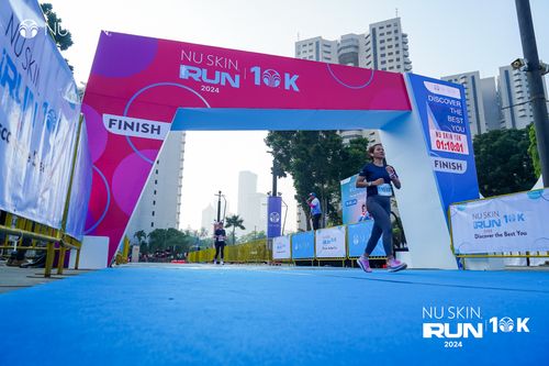 Race photo from Nu Skin Run 10K