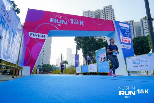 Race photo from Nu Skin Run 10K