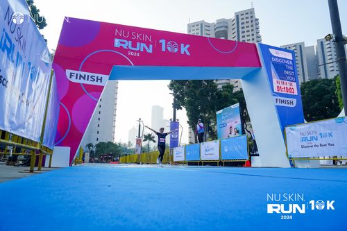 Race photo from Nu Skin Run 10K