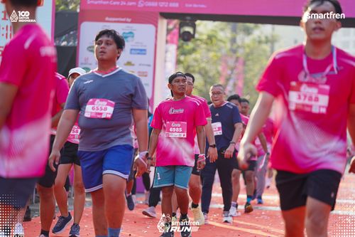 Race photo from Smartfren Run 2025 