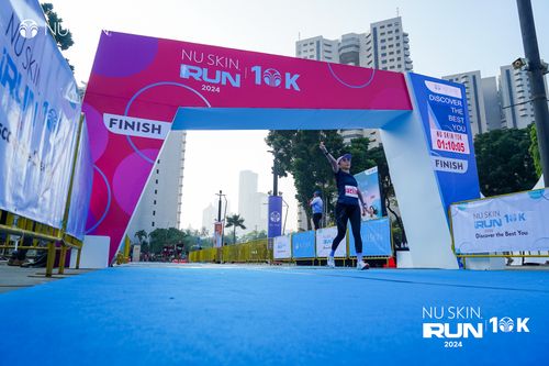 Race photo from Nu Skin Run 10K