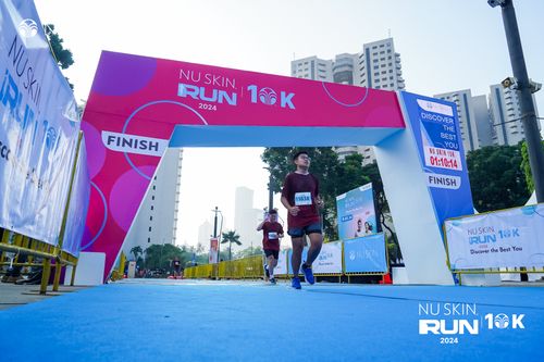 Race photo from Nu Skin Run 10K