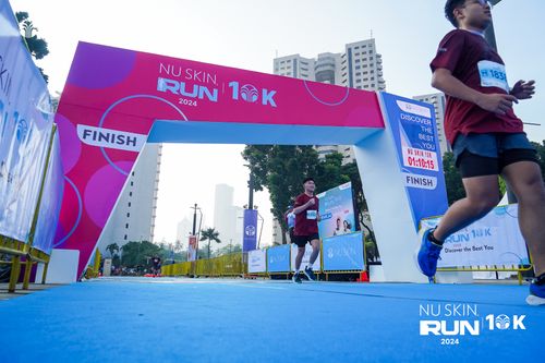 Race photo from Nu Skin Run 10K