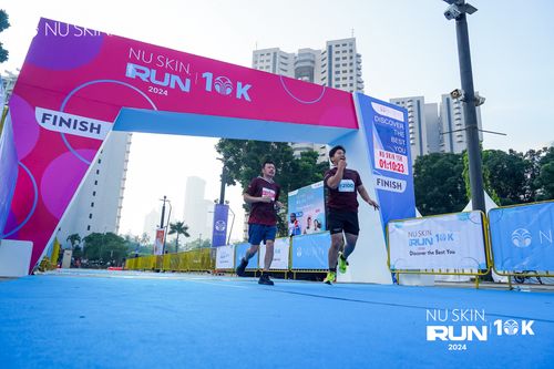 Race photo from Nu Skin Run 10K
