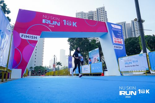Race photo from Nu Skin Run 10K
