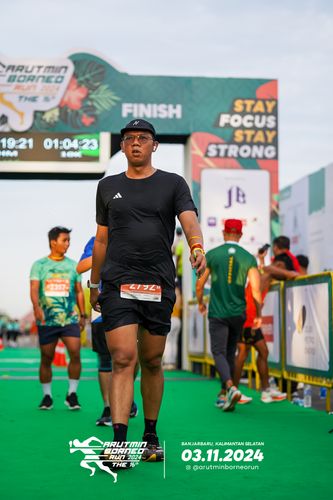 Race photo from Arutmin Borneo Run 2024