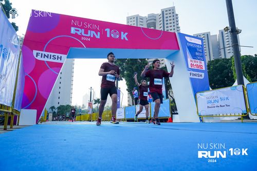 Race photo from Nu Skin Run 10K