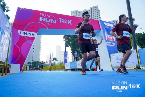 Race photo from Nu Skin Run 10K