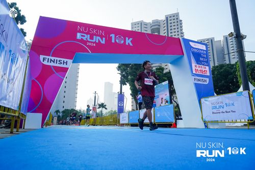 Race photo from Nu Skin Run 10K