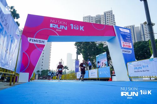 Race photo from Nu Skin Run 10K