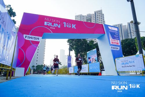 Race photo from Nu Skin Run 10K