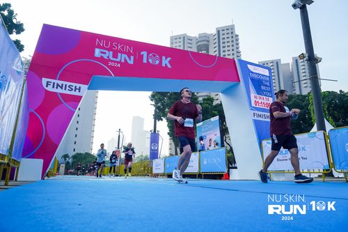 Race photo from Nu Skin Run 10K