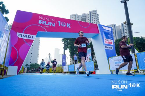 Race photo from Nu Skin Run 10K