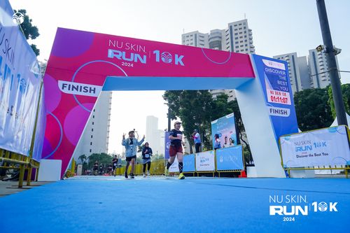 Race photo from Nu Skin Run 10K