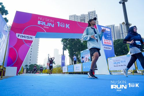 Race photo from Nu Skin Run 10K
